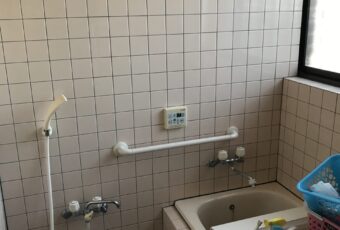 在来工法のタイル張りの浴室でした。