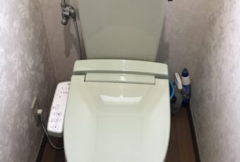 経年劣化によりタンクが割れてしまったそうです