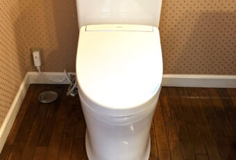 使用商材：TOTO ピュアレストQR ホワイト